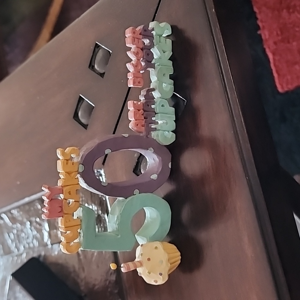 I'm to sexy to be 50, and my 50 cupcakes are bigger than your cupcakes - Picture 4 of 5